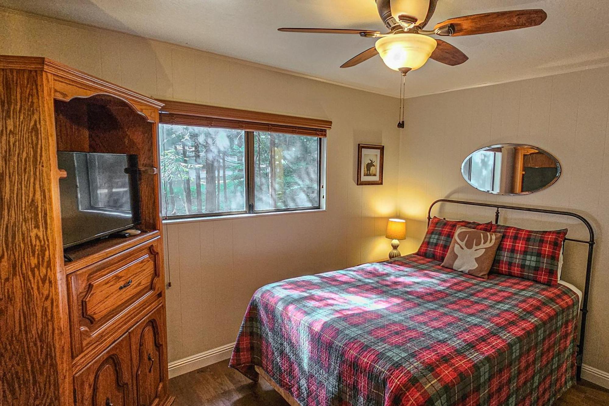 Water'S Edge Retreat Villa Shaver Lake Exterior photo
